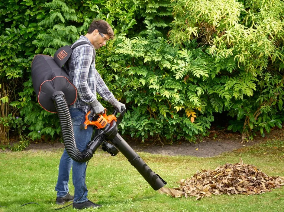 Black & Decker Løvblæser 3000W Blæse- & Sugefunktion^ Værktøj & Have
