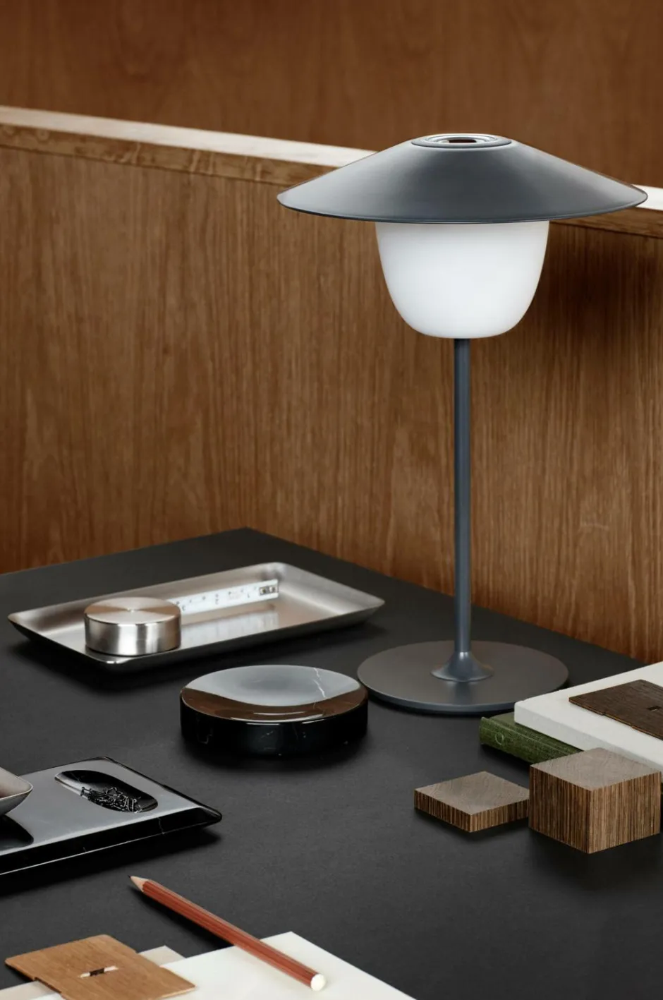 Blomus Mobil lampe LED Ani 36 cm^ Udendørsbelysning|Genopladelige Lamper