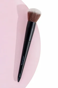 Outlet No. 12 Blush Brush Makeupbørster