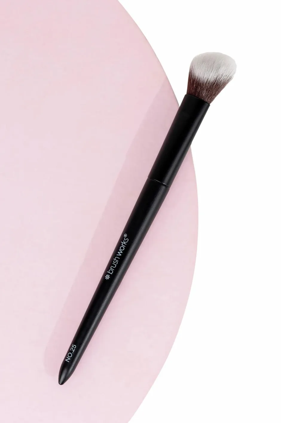 Brushworks No. 25 Brightening Concealer Brush^ Makeupbørster
