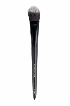 Brushworks No. 1 Foundation Brush^ Makeupbørster