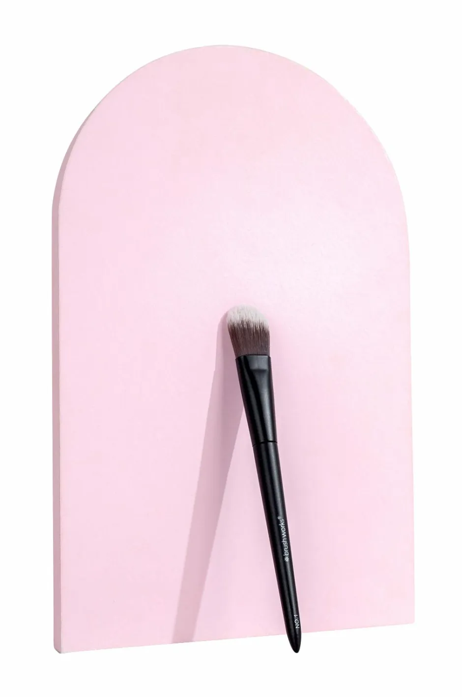 Brushworks No. 1 Foundation Brush^ Makeupbørster
