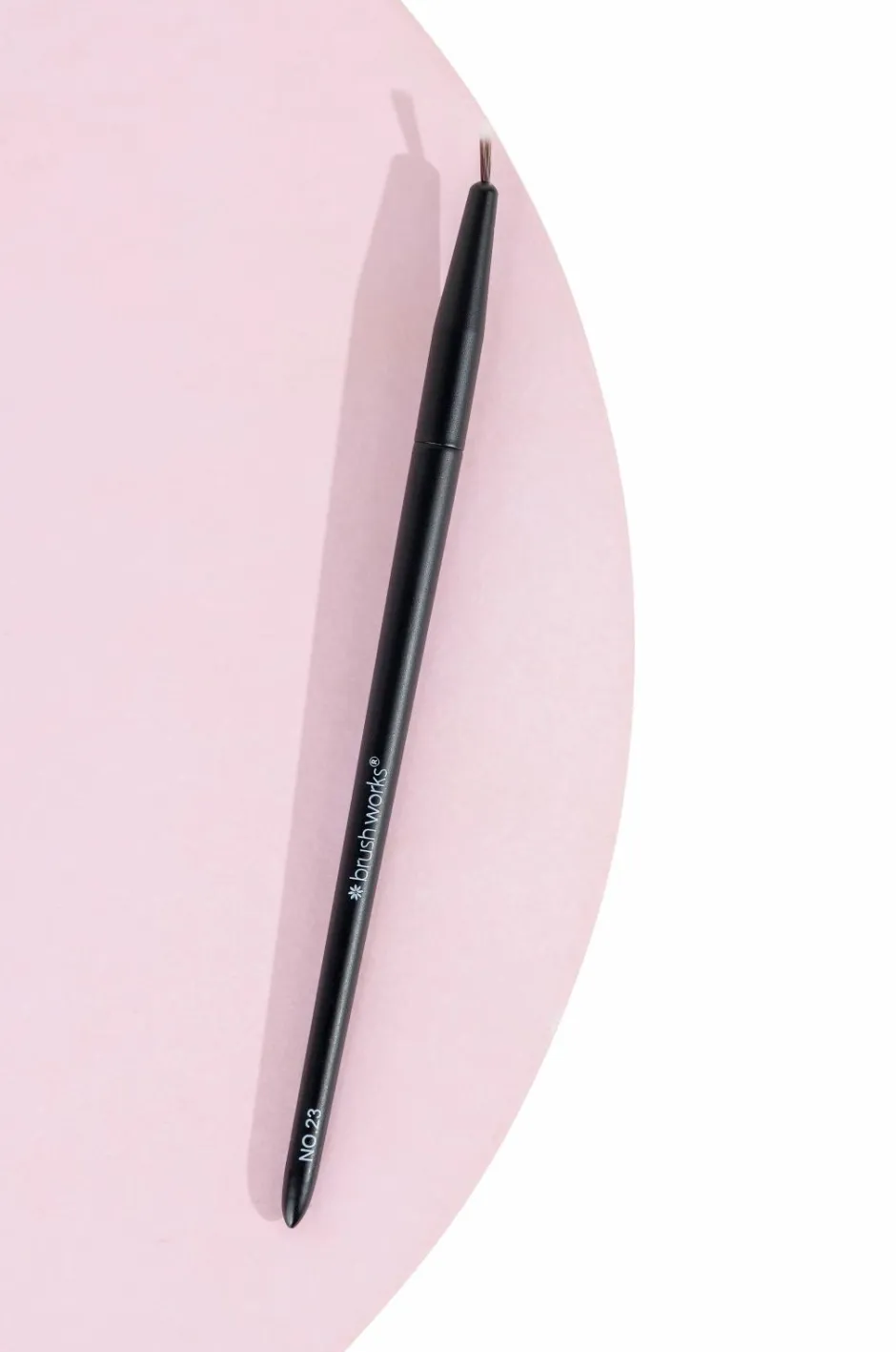 Discount No. 23 Precise Liner Brush Makeupbørster