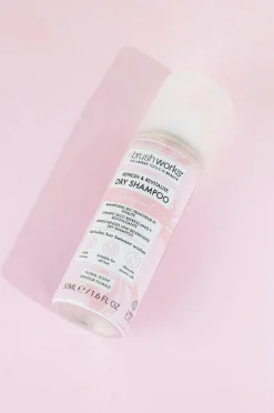 Brushworks Refresh & Revitalise Floral Dry Shampoo^ Styling