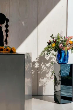 Clearance Vase Triton Vaser