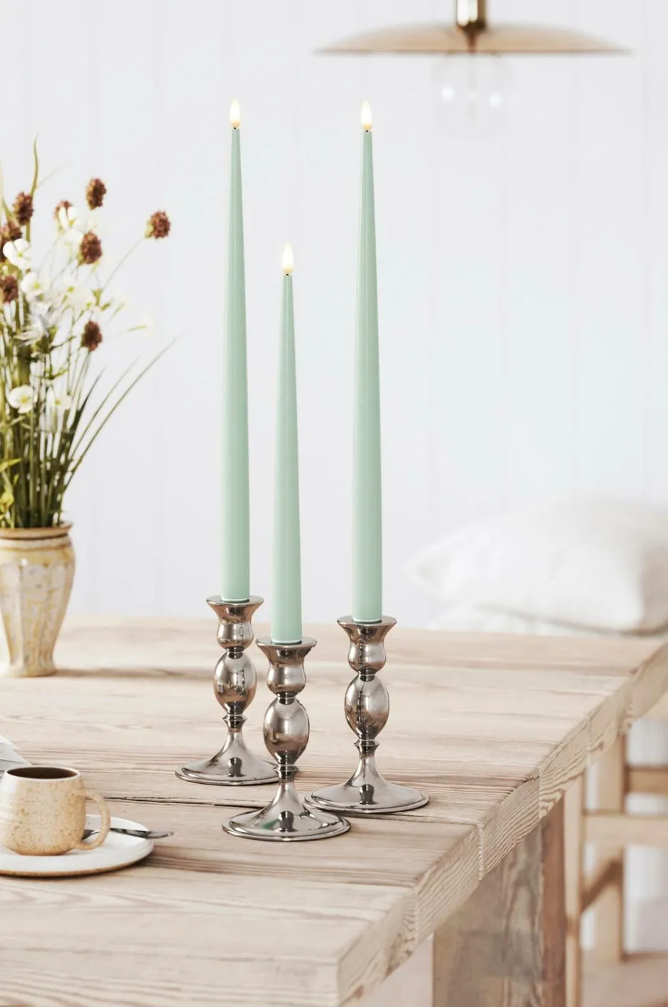 Discount LED Taper Candle Shiny 2,2x38 cm 2 stk. Lys & Duft