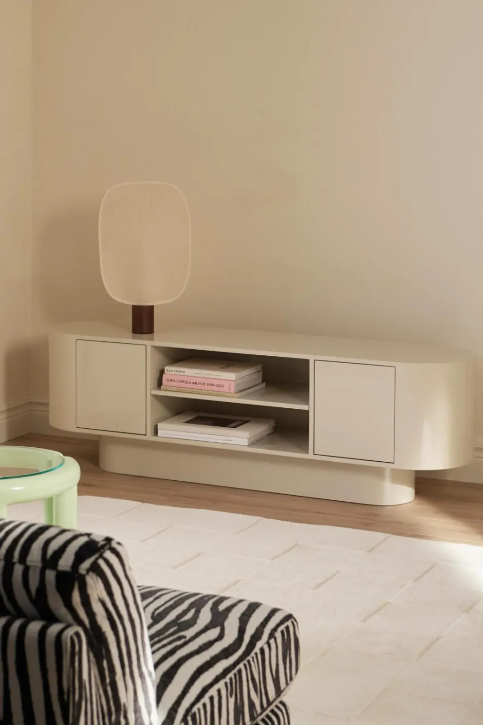 Ellos Tv-bord High Gloss Low^ Tv-Bænke