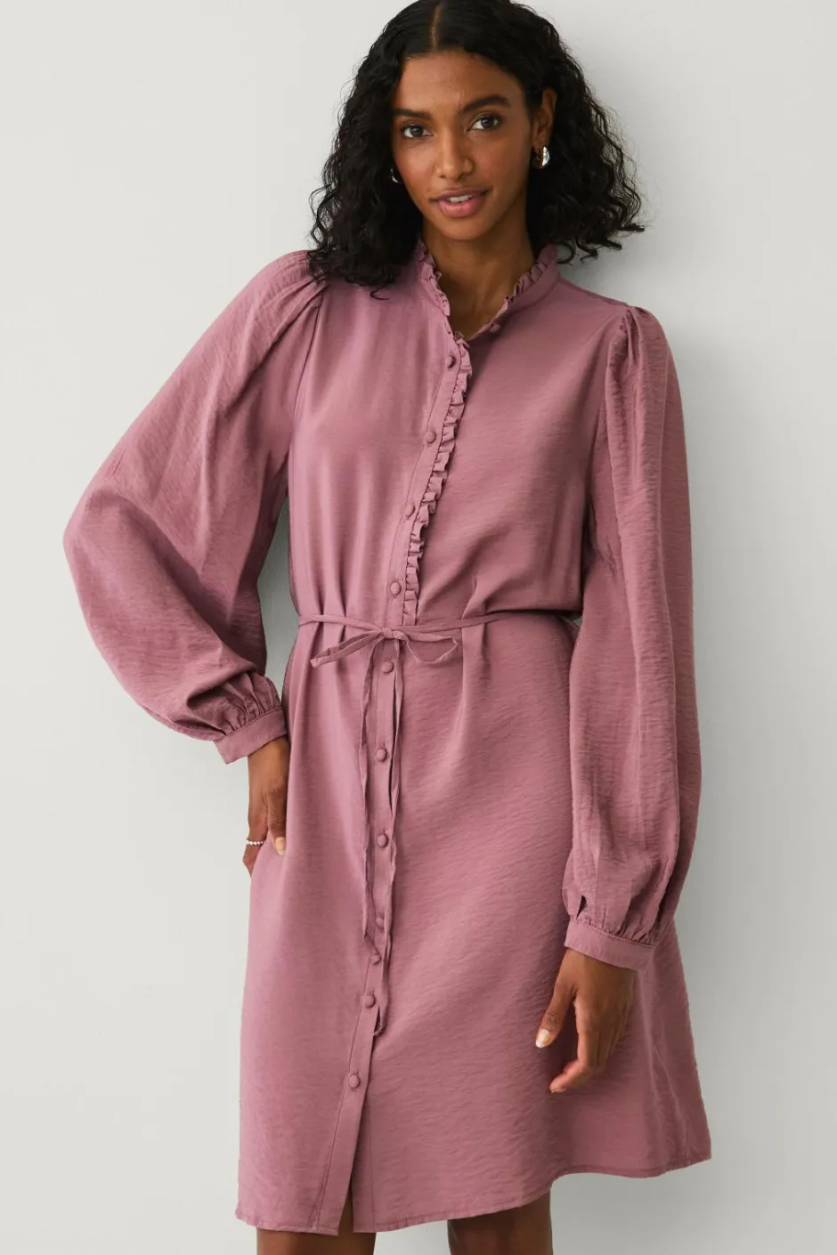 New Collection Kjole med flæsekant Dame Kjoler