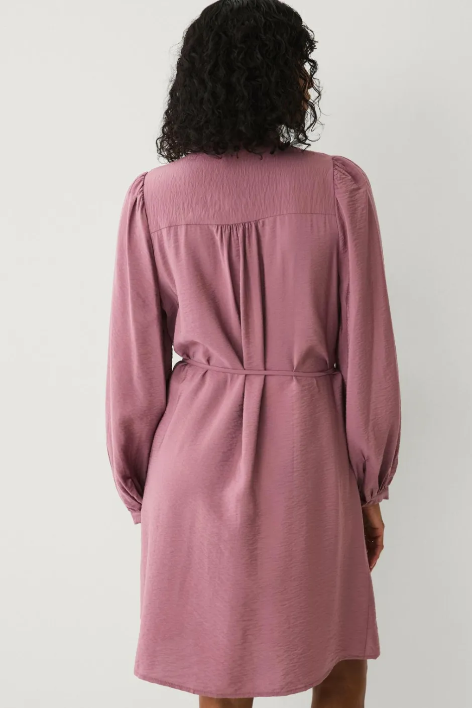 New Collection Kjole med flæsekant Dame Kjoler