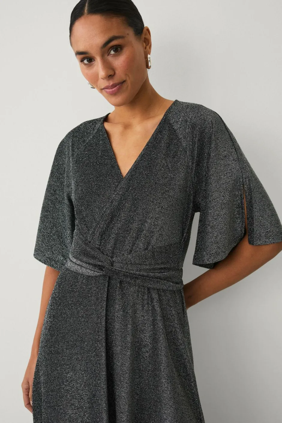 New Collection Maxi kjole i lurex med bindebælte Dame Kjoler