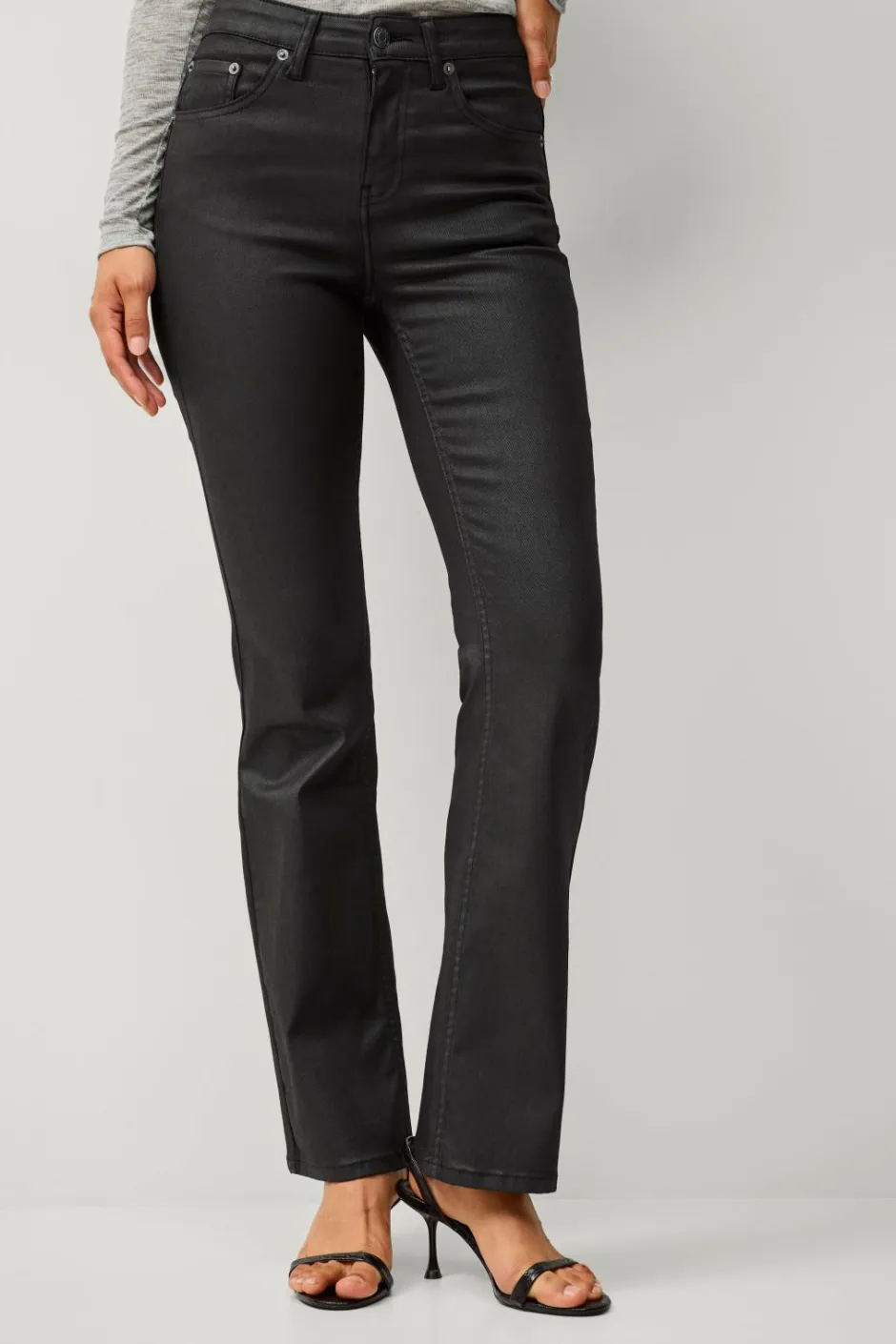 Best Collection Med svaj jeans med coated overflade Dame Jeans