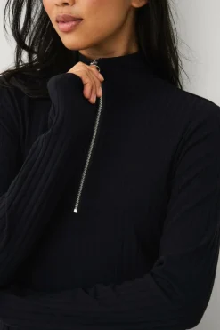 Ellos Collection Ribbet kjole med halv halfzip^Dame Kjoler