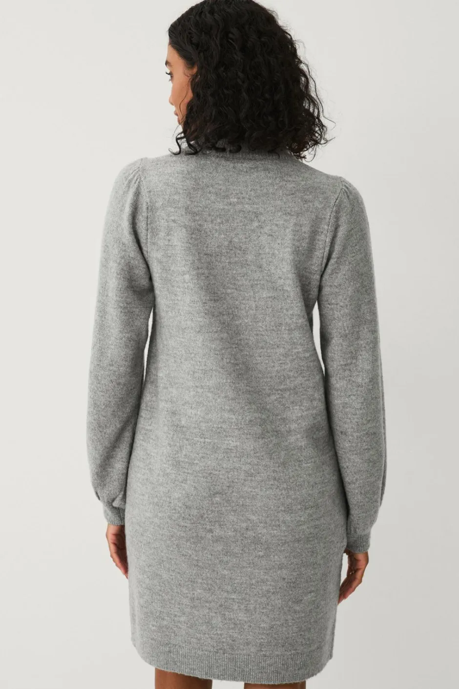 Outlet Collection Strikket kjole med lange ærmer Dame Kjoler