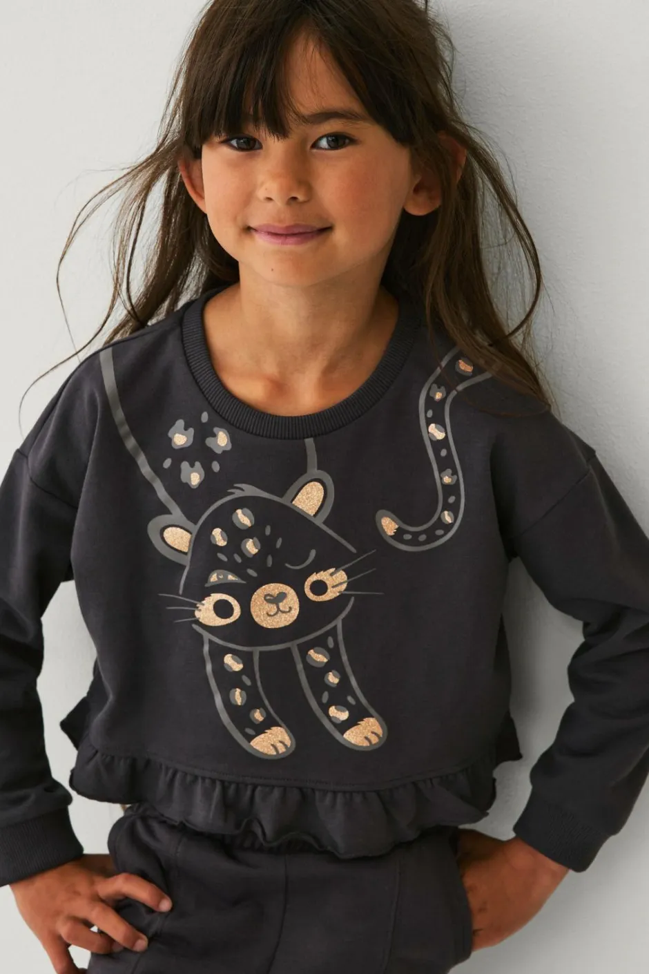 Ellos Collection Sweatshirt med volant^Børn Sweatshirts & Hoodies
