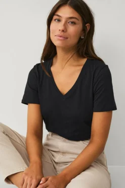 Best Collection T-shirt med v-hals Dame Basistøj