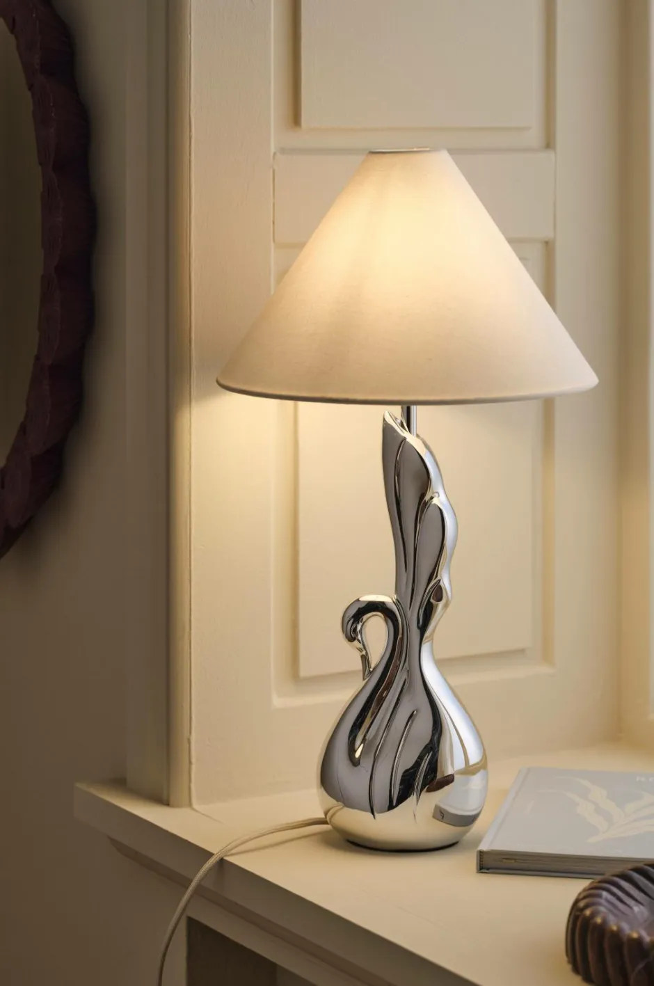 Online Home Bordlampe Swan Bordlamper