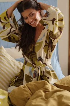 Clearance Home Kimono Elly Retro i genanvendt halvlinned Homewear