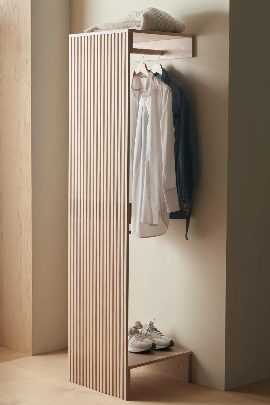 Discount Home Opbevaring i gangen / stumtjener Stripe Entrémøbler