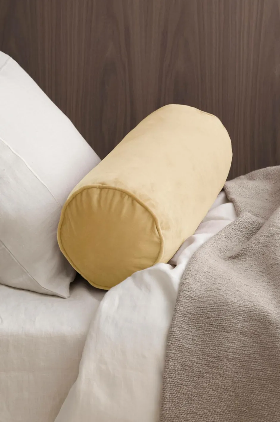 Discount Home Pølsepude Nora Cylinder i velour Pyntepuder & Betræk