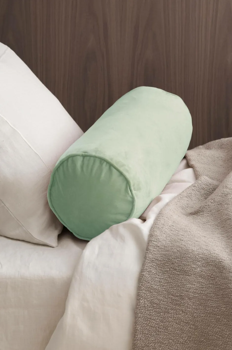 Ellos Home Pølsepude Nora Cylinder i velour^ Pyntepuder & Betræk