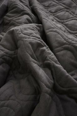 Home Sengetæppe Elly Quilted i genanvendt halvlinned Sengetæpper
