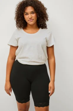 Clearance Plus collection Korte cykelshorts med blondekant Dame Shorts