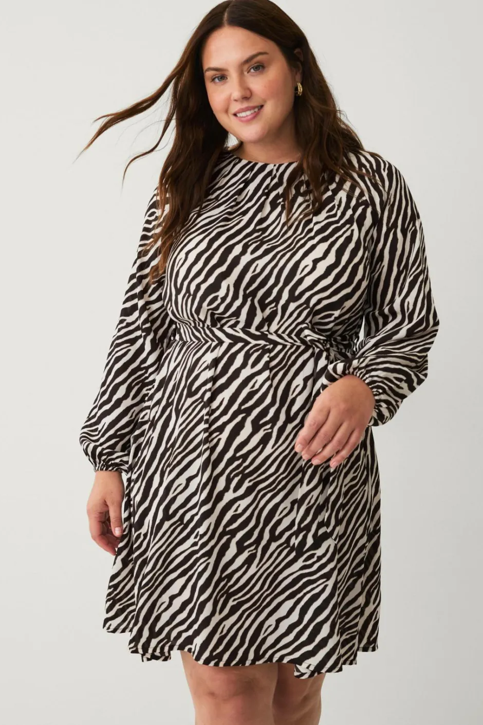 New Plus collection Kjole med ballonærmer Dame Kjoler