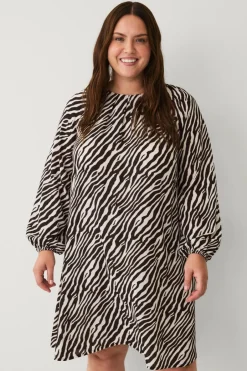 New Plus collection Kjole med ballonærmer Dame Kjoler