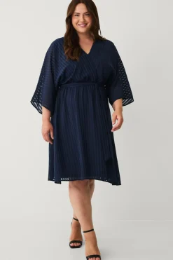 Ellos Plus collection Kjole med V-hals^Dame Kjoler