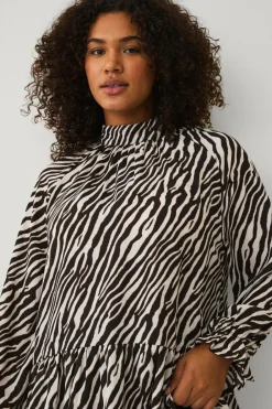 Ellos Plus collection Chiffonbluse med flæser^Dame Skjorter & Bluser