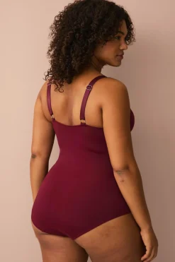 Hot Plus collection Shapingbody med blondedetaljer - medium støtte Dame Shaping