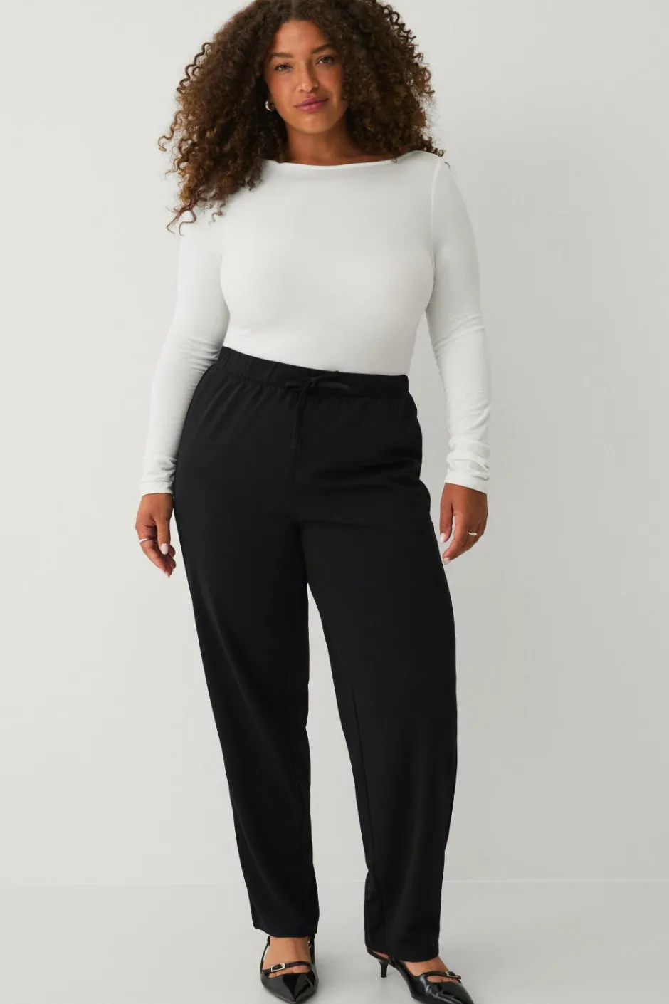 New Plus collection Bukser med afslappet pasform Dame Bukser