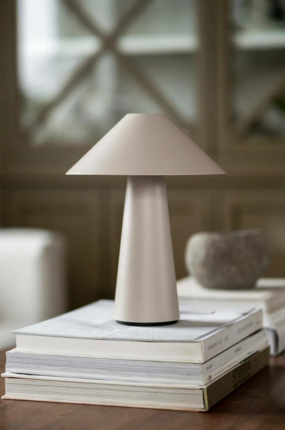 Globen Lighting Bærbar bordlampe Cannes IP44^ Genopladelige Lamper