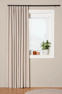 Hasta Mørklægningsgardin Extra Wide Nova, 268x280 cm^ Mørklægningsgardiner