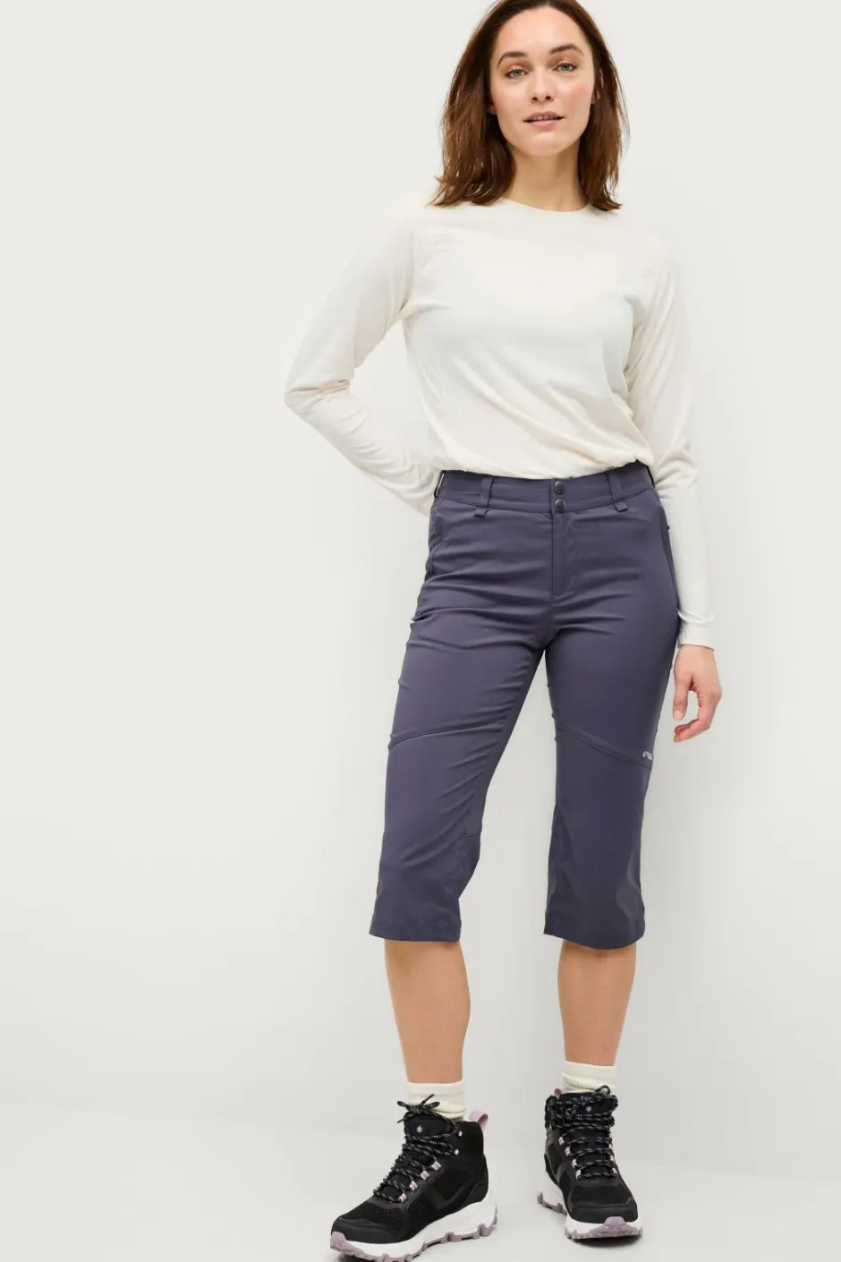 Áhkká Trekkingbukser Lightweight Trekking Capri^Dame Overtøj|Overtøj