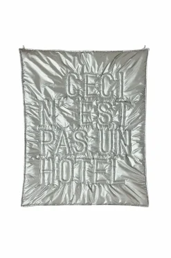 HKliving Vægkunst 'Ceci n'est pas un hôtel'^ Posters & Billeder