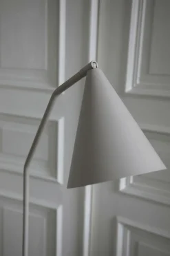 Best Gulvlampe Funil 3-Step LED Gulvlamper