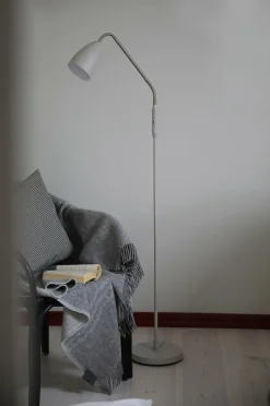 Markslöjd Gulvlampe Patro 3-Step LED^ Gulvlamper