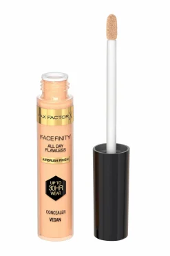 Facefinity All Day Flawless Concealer Ansigt