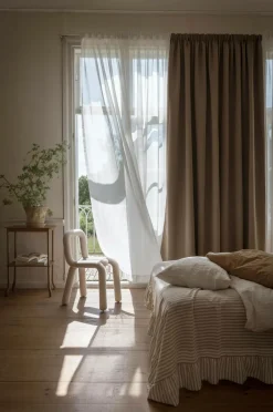 Mimou Mørklæggende hotelgardin - dobbelt bredde^ Mørklægningsgardiner