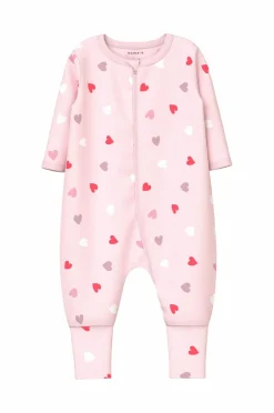 baby Pyjamasoverall nbfNightsuit Zip FF Car. Heart N 2-pak Børn Nattøj & Homewear