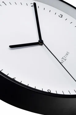 NeXtime Vægur Berlin 30 cm^ Vægure