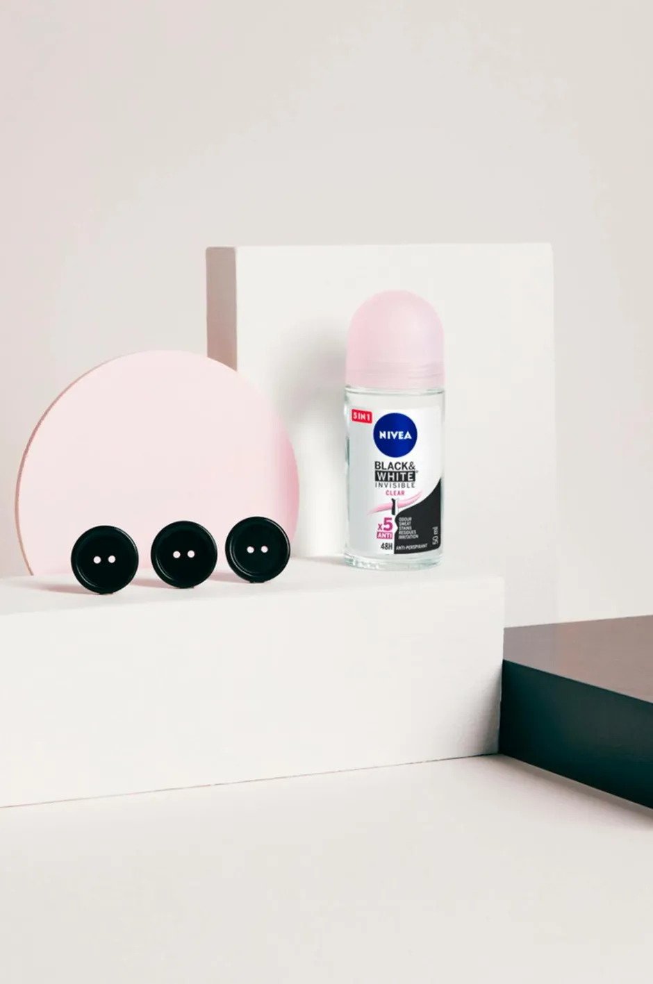 Nivea Black & White Original Roll On 50 ml^ Kropspleje