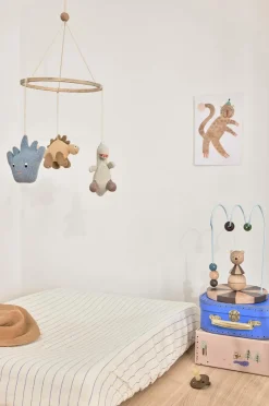 OYOY Living Design Mobil Dino^Børn Babylegetøj