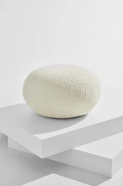 Pastill Bloom puff ø 72 cm^ Puffer & Fodskamler
