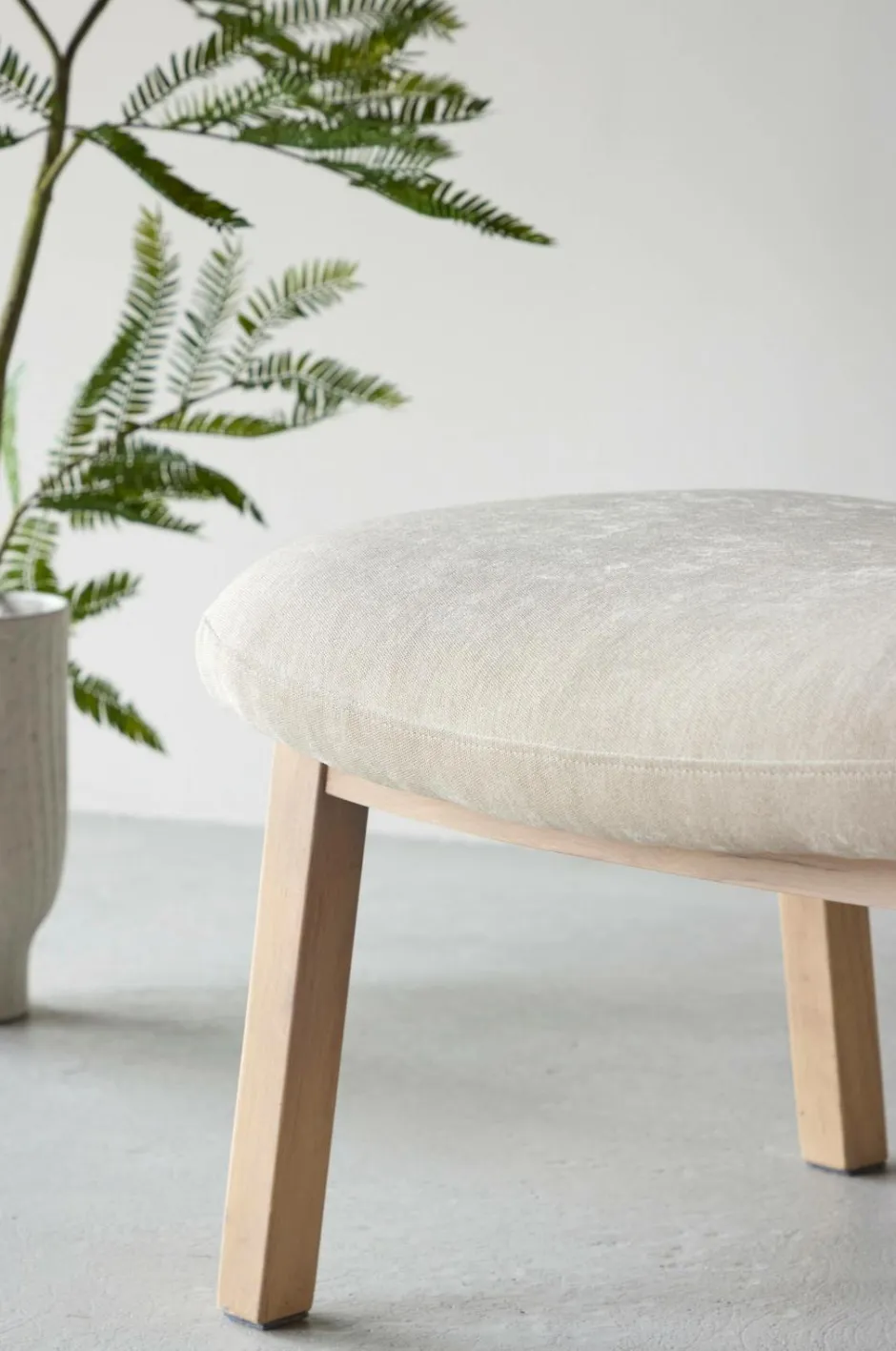 Venture Home Rile ottoman^ Puffer & Fodskamler