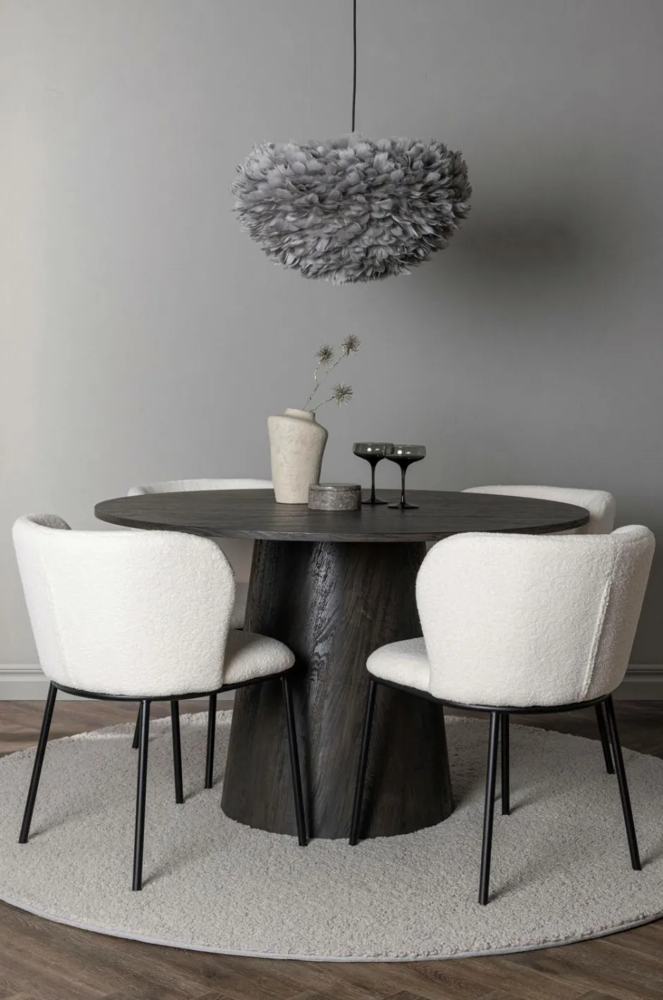 New Spisegruppe Lanzo med 4 stole Edina Spisegrupper